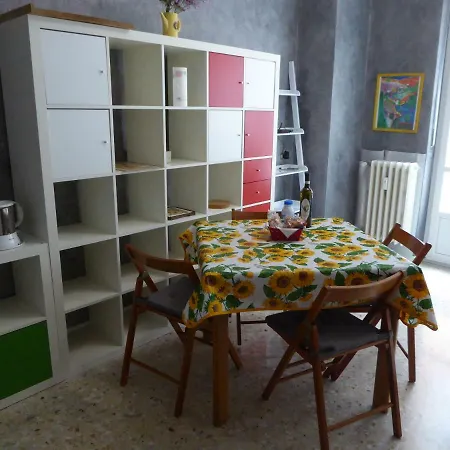 Lägenhet Casa Clemente In Cit - Vicino A Porta Susa E Metro